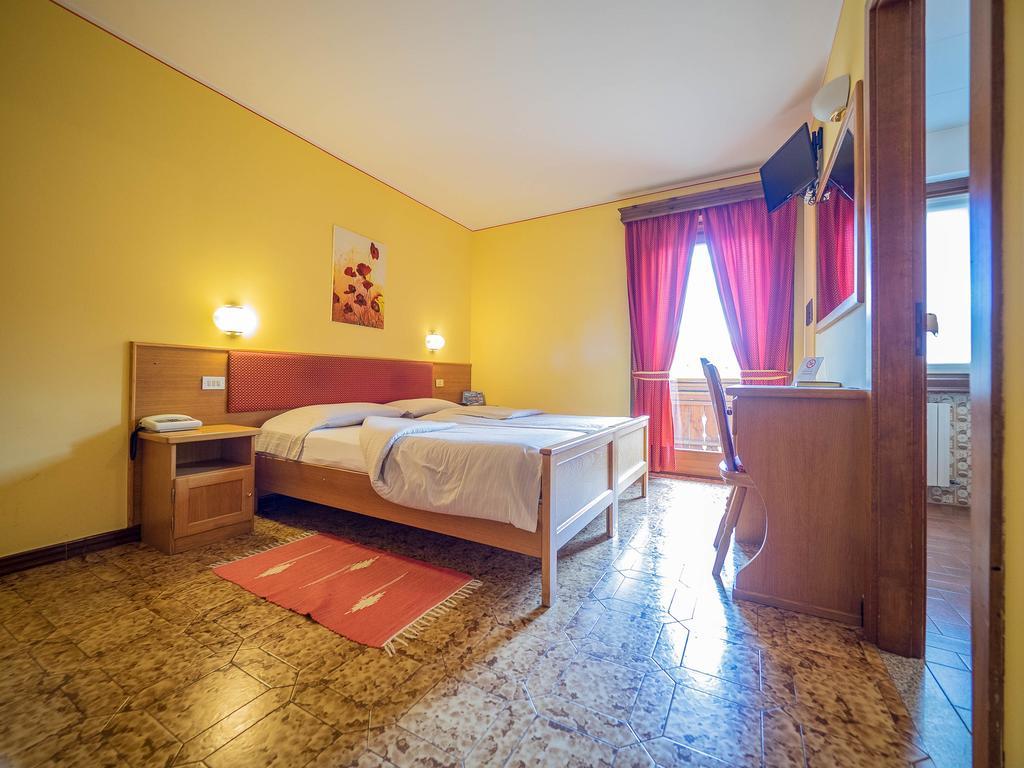Hotel Baita Della Luna Λιβίνιο Εξωτερικό φωτογραφία