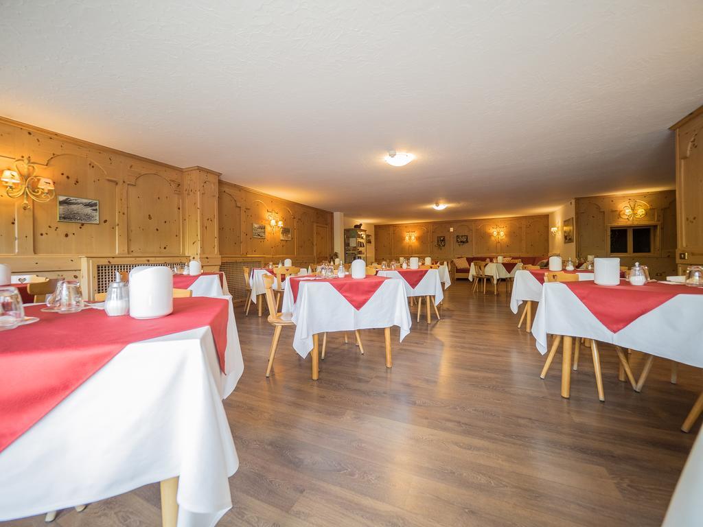 Hotel Baita Della Luna Λιβίνιο Εξωτερικό φωτογραφία